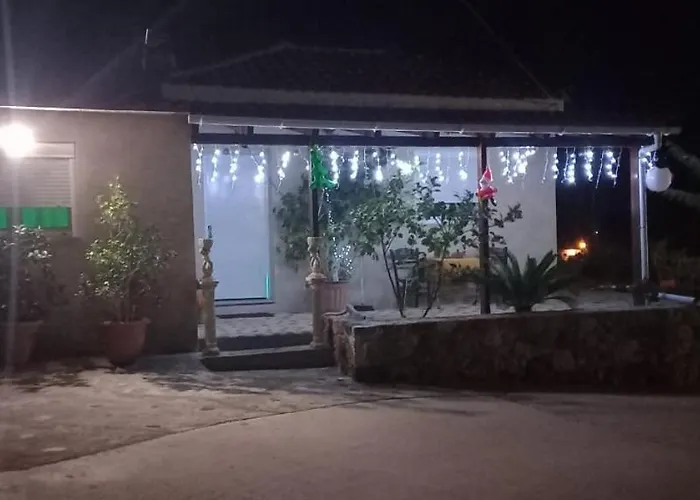 בית נופש Zikos House